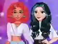 Peli Influensserit Soft vs E-Girl -trendit verkossa