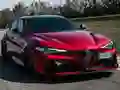Peli Alfa Romeo Giulia GTA Liuku verkossa Peli Alfa Romeo Giulia GTA Liuku verkossa